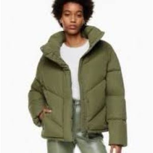 Wilfred Aritzia cloud puffer